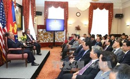 Chủ tịch Quốc hội thăm Đại sứ quán Việt Nam tại Hoa Kỳ 